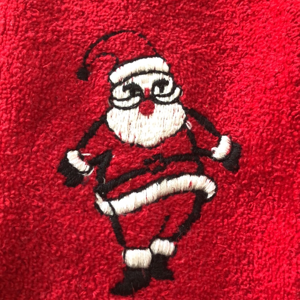 Vintage Embroidered Towels - Picture 6 of 8